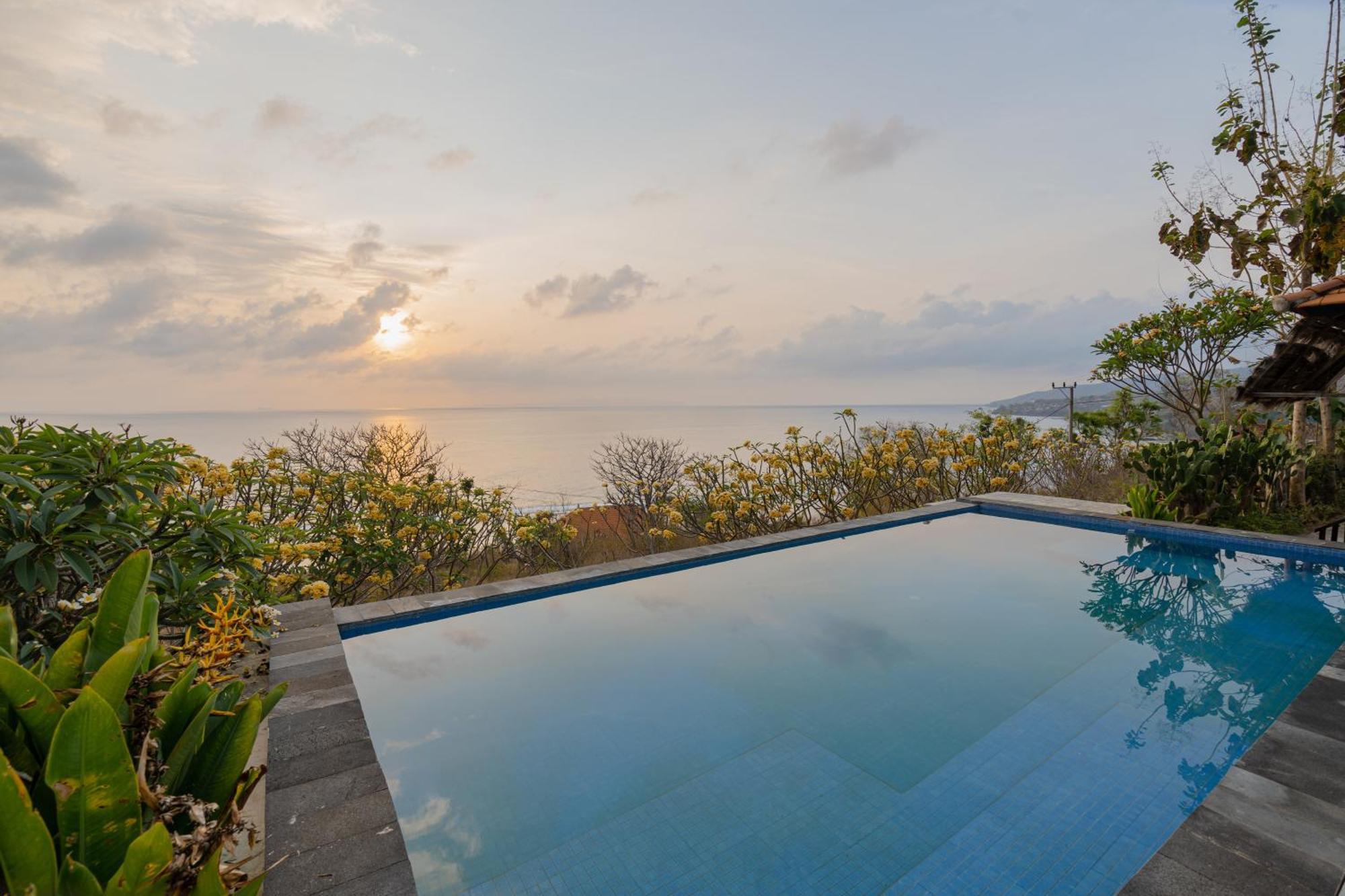 The Somayan Bungalows Batununggul Exterior photo