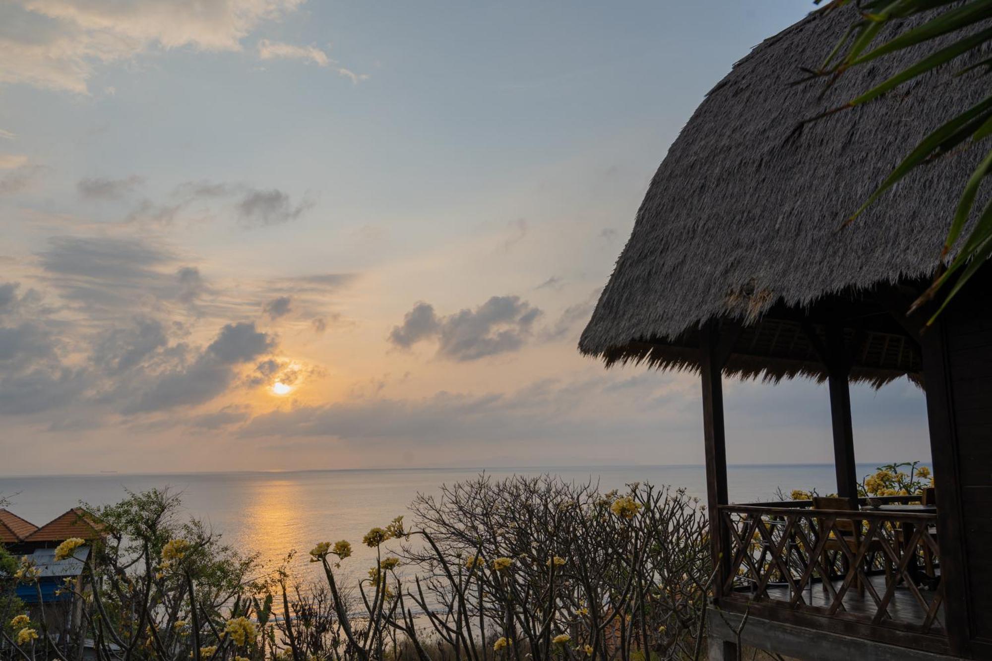 The Somayan Bungalows Batununggul Exterior photo